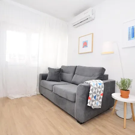 Apartment & In The Centre *