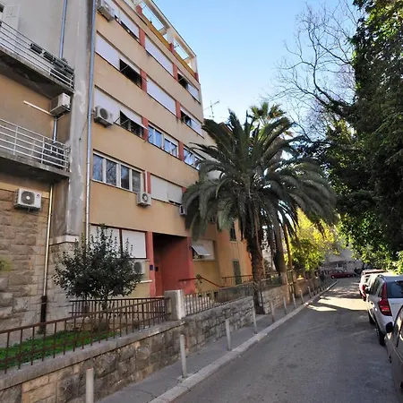 Apartment & In The Centre
